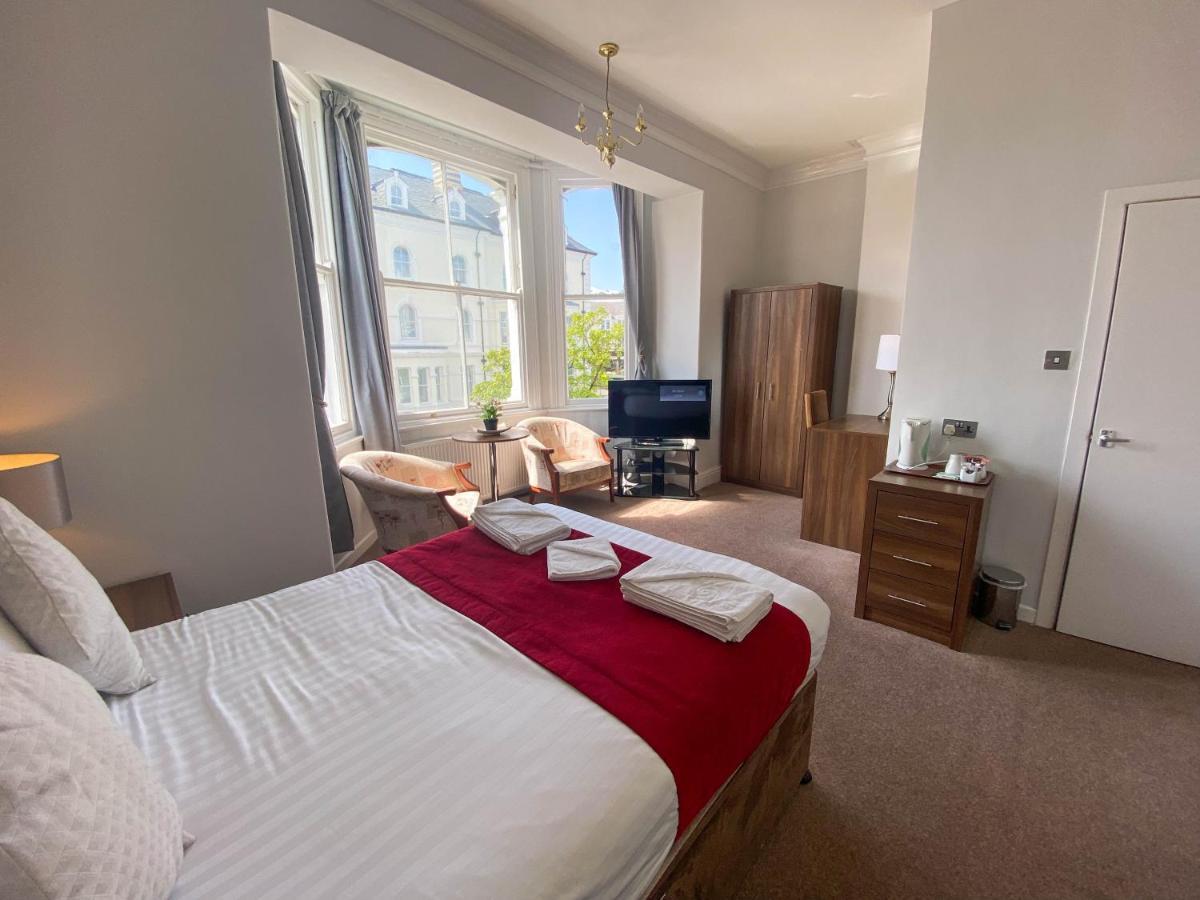 The Broadway Hotel Llandudno Buitenkant foto