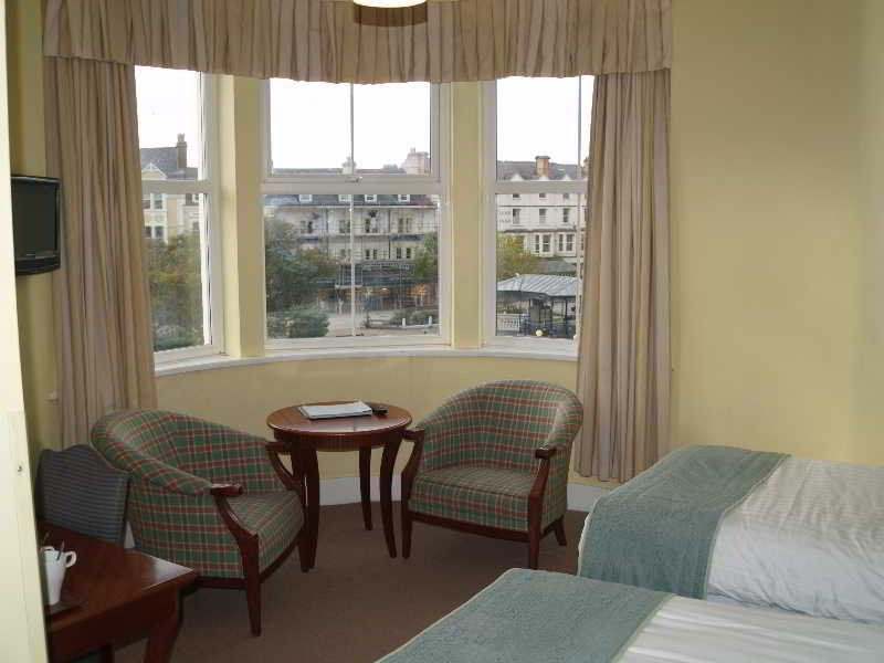 The Broadway Hotel Llandudno Buitenkant foto