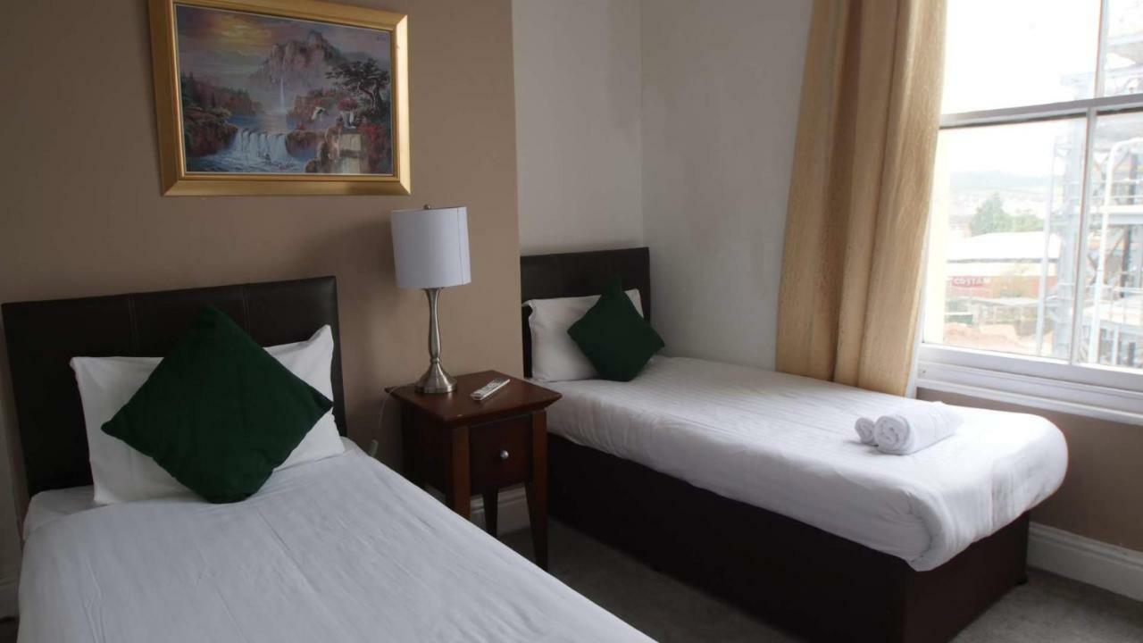 The Broadway Hotel Llandudno Buitenkant foto