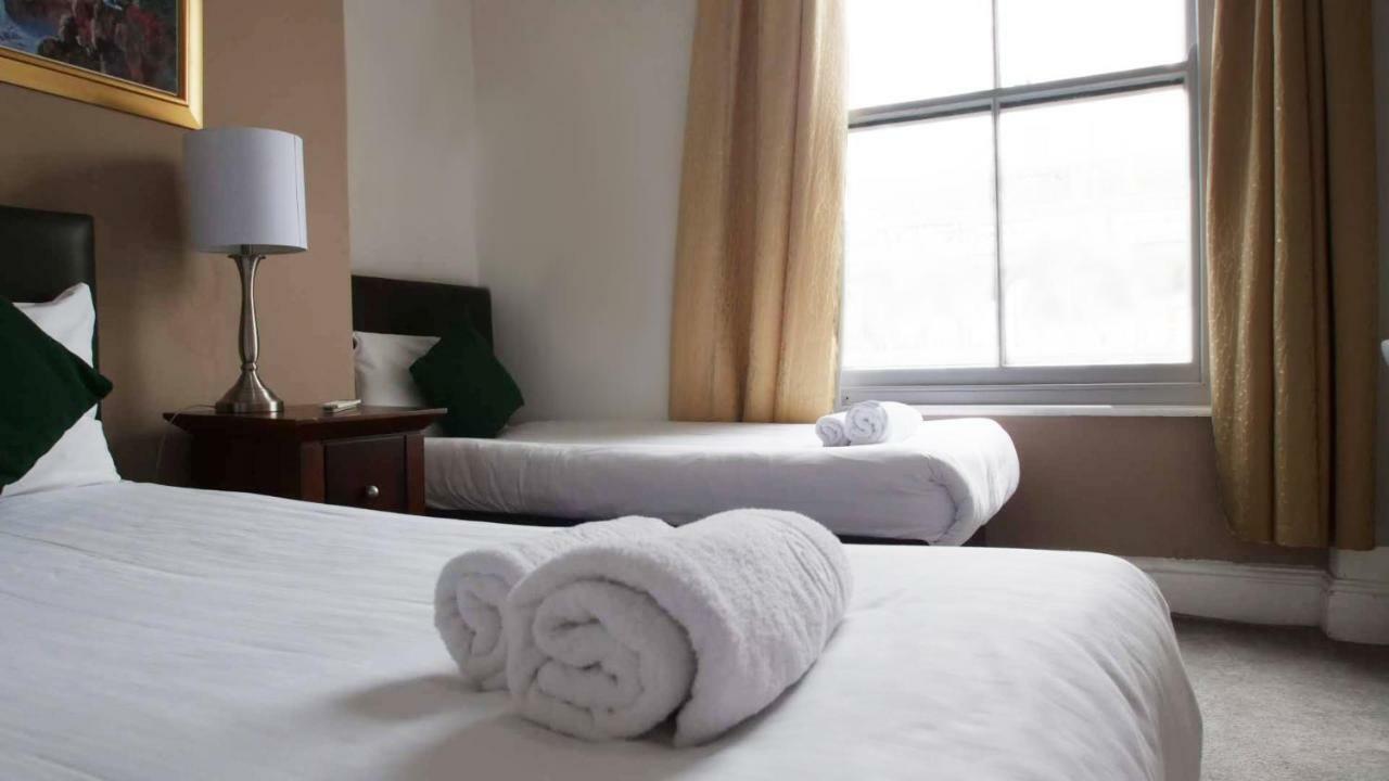 The Broadway Hotel Llandudno Buitenkant foto